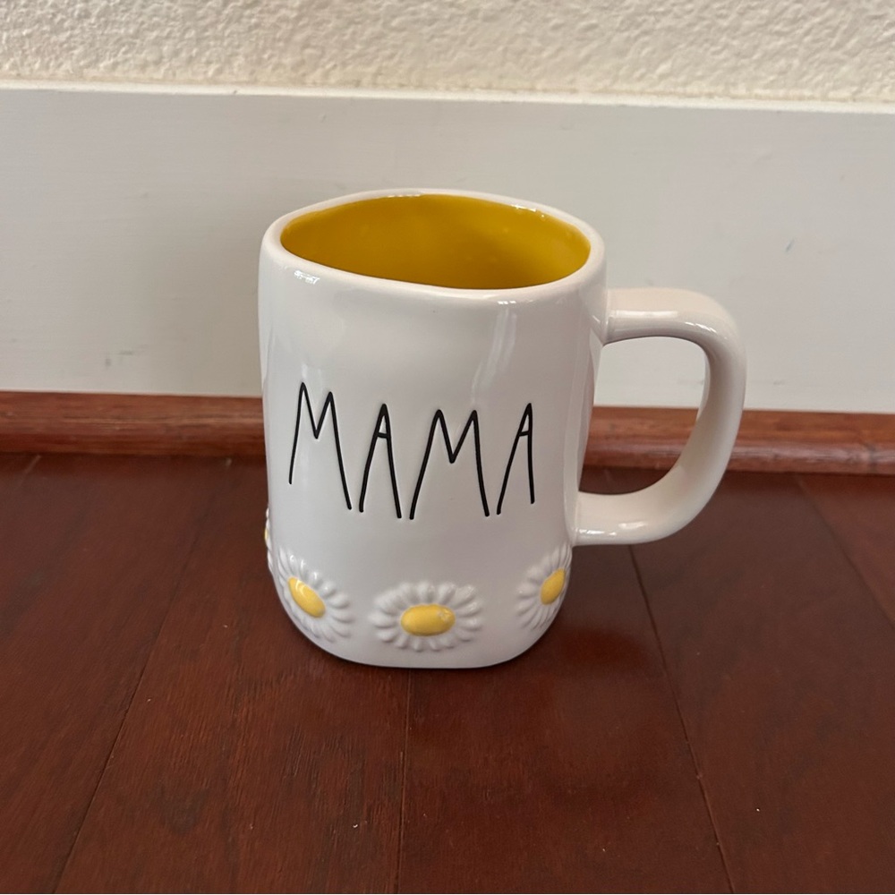Rae Dunn Sentimental "Mama" Ceramic Mug W/ Daisy Embossed Design yellow Interior